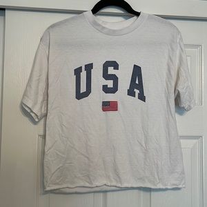 BRANDY MELVILLE USA T SHIRT
